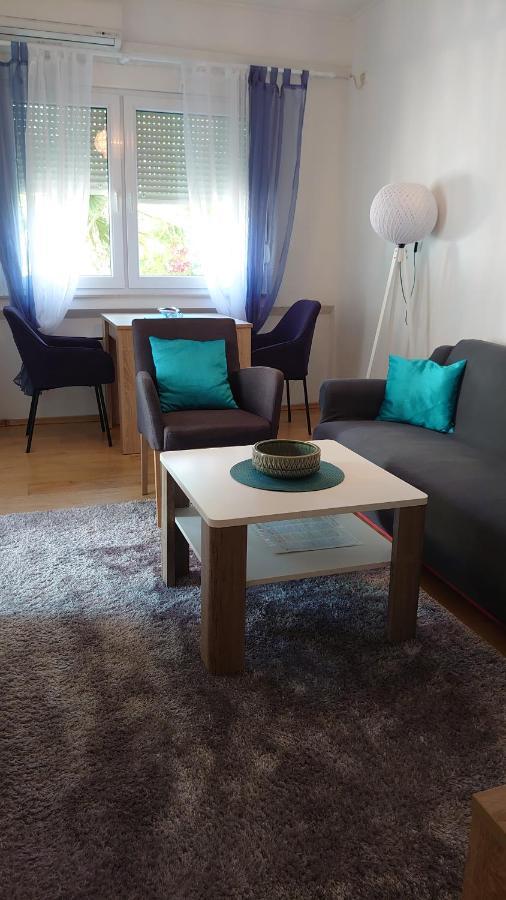 Apartments Tulipan - With Free Private Parking Garage Мостар Экстерьер фото
