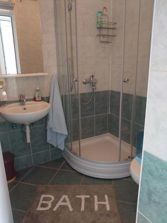Apartments Tulipan - With Free Private Parking Garage Мостар Экстерьер фото
