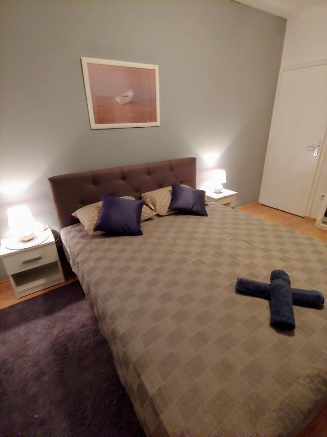 Apartments Tulipan - With Free Private Parking Garage Мостар Экстерьер фото