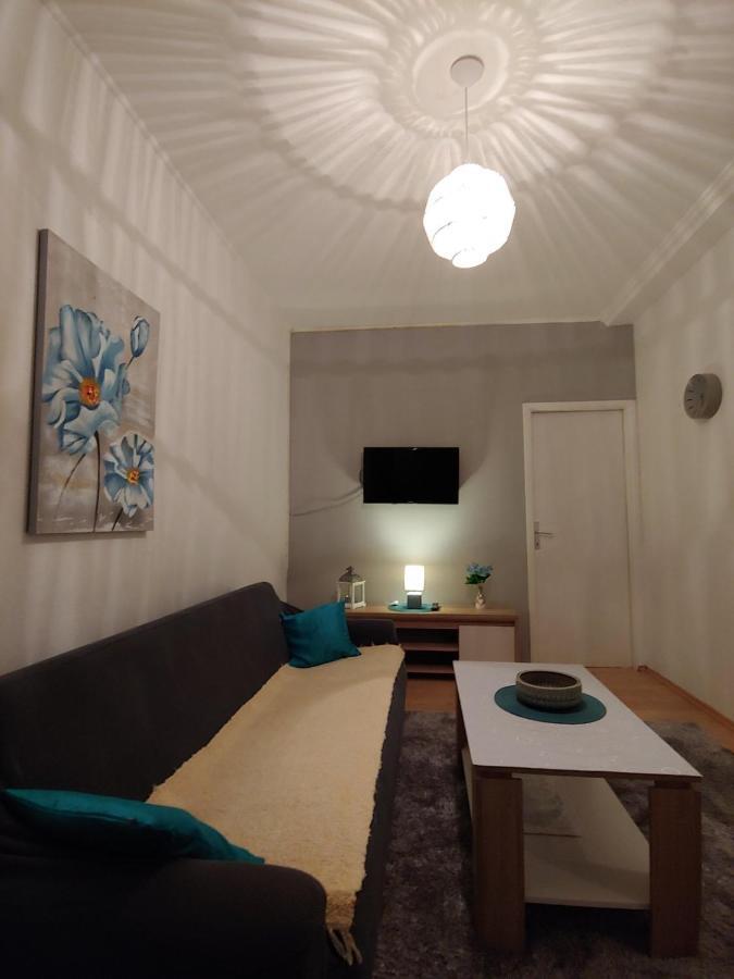 Apartments Tulipan - With Free Private Parking Garage Мостар Экстерьер фото